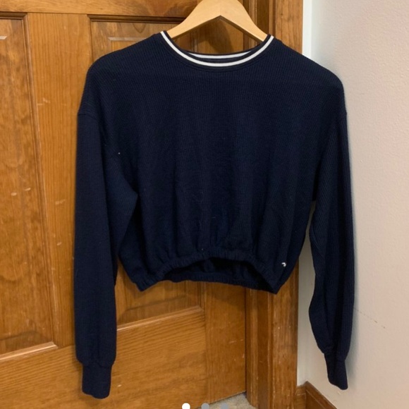 Hollister Tops - Hollister Boyfriend Tee